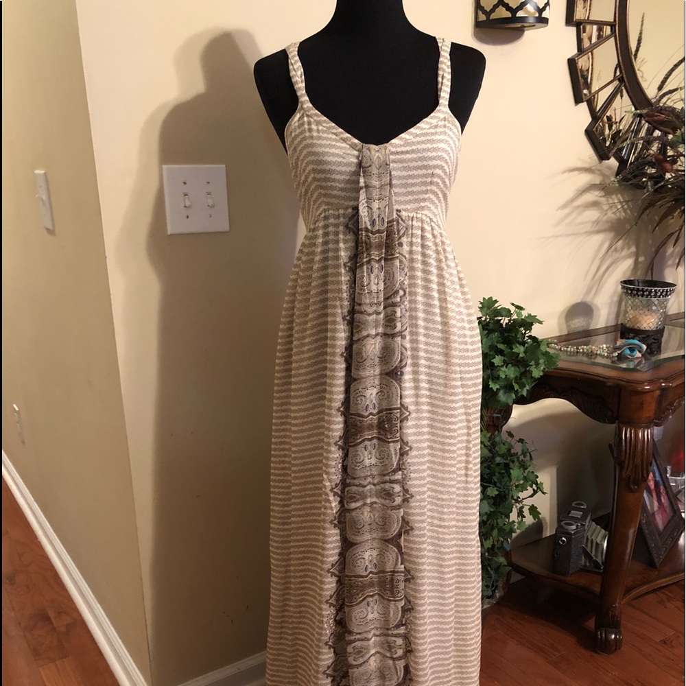 Ellavie Maxi Dress